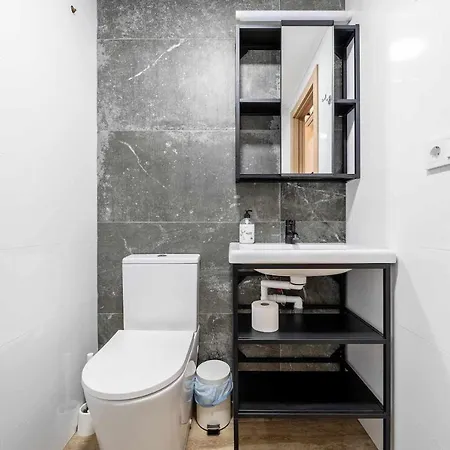Lilia Apartment Reus